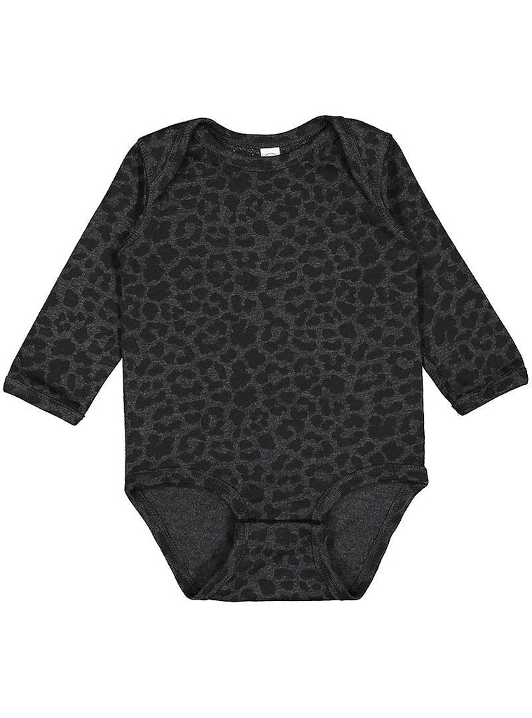 18-month Black Leopard Rabbit Skins 4421 