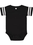 24-month Black/White Rabbit Skins 4437 